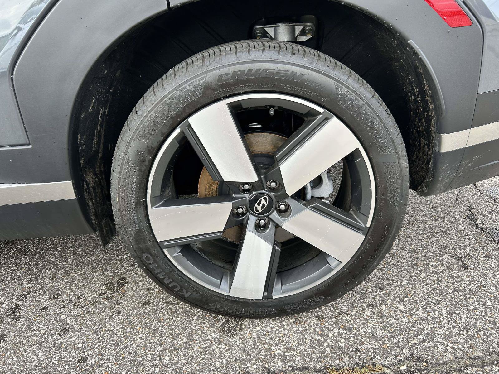 Certified 2026 Hyundai Santa Fe Limited FWD image 7