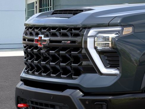 New 2026 Chevrolet Silverado 2500 ZR2 AWD/4WD image 13