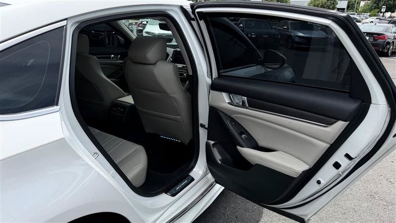 Used 2018 Honda Accord Touring image 38