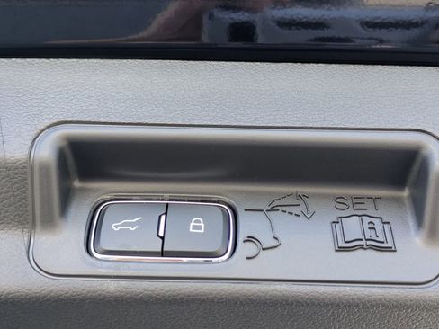 New 2026 Ford Explorer Platinum image 15