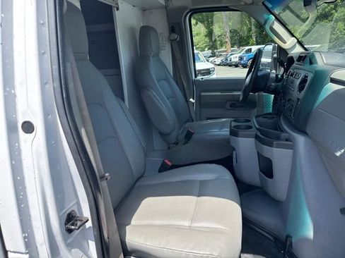 Used 2019 Ford E-350 and Econoline 350 Super Duty w/ Power Windows & Locks Group RWD image 13