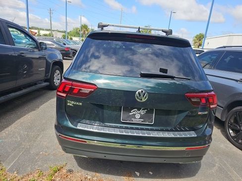 Used 2019 Volkswagen Tiguan SEL Premium w/ 3rd Row Seat Package AWD/4WD image 5