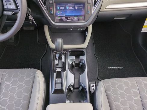 Used 2026 Subaru Forester AWD/4WD image 13