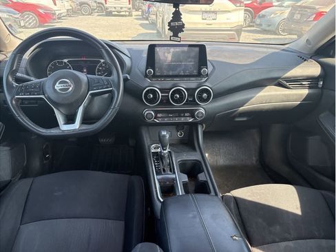 Used 2021 Nissan Sentra SV w/ Trunk Package image 4