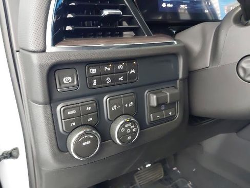 New 2026 Chevrolet Suburban Premier w/ Sun And Tow Package image 24