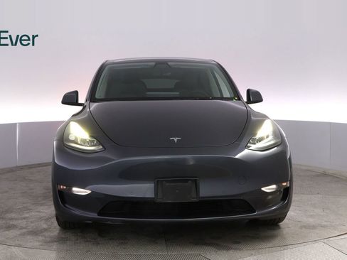 Used 2022 Tesla Model Y Performance image 12