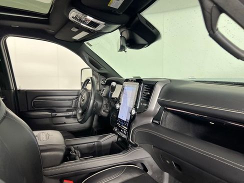 Used 2023 RAM 2500 Limited image 30