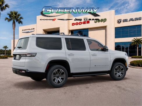 New 2026 Jeep Grand Wagoneer 4WD w/ Premium Group I image 4