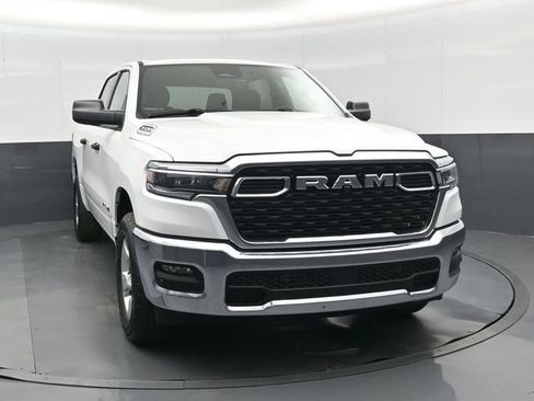 New 2026 RAM 1500 4x4 Crew Cab image 10