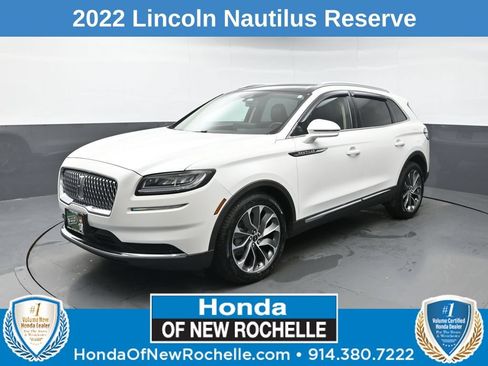 Used 2022 Lincoln Nautilus Reserve w/ Cargo Utility Package AWD/4WD image 1