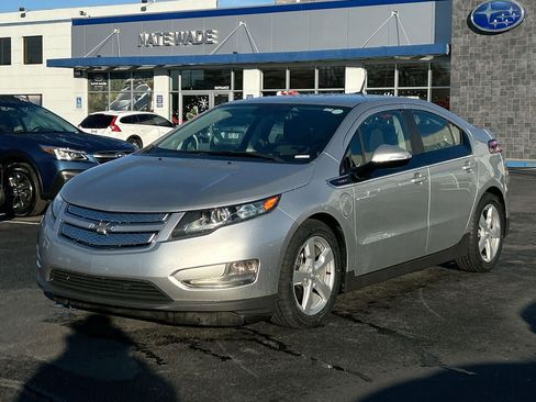 Used 2013 Chevrolet Volt w/ Enhanced Safety Package 1 image 8