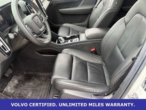 Certified 2023 Volvo XC40 B5 Plus w/ Driver Assist Package image 28