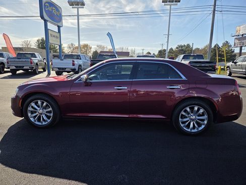 Used 2016 Chrysler 300 C w/ Safetytec Plus Group image 6
