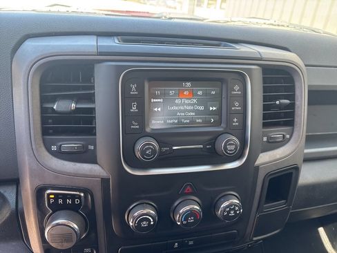 Used 2018 RAM 1500 Express w/ Express Value Package AWD/4WD image 19