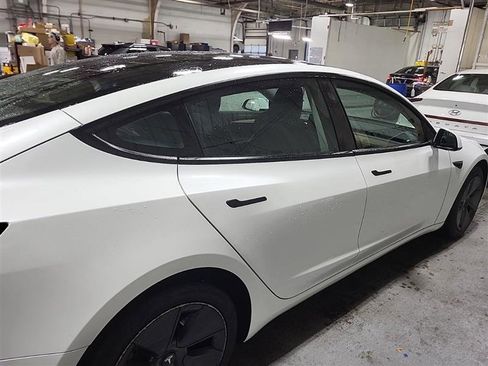 Used 2023 Tesla Model 3 Standard Range RWD image 7