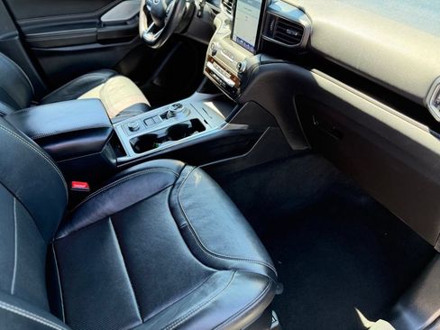 Used 2020 Ford Explorer ST w/ Premium Technology Package AWD/4WD image 15
