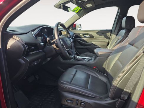 Used 2024 Chevrolet Traverse RS AWD/4WD image 10