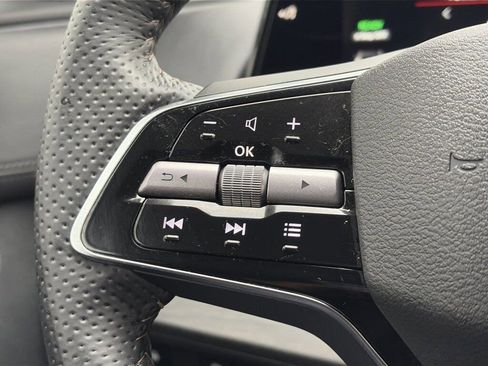 Certified 2023 Nissan Ariya FWD image 19