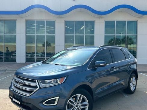 Used 2018 Ford Edge SEL FWD image 1