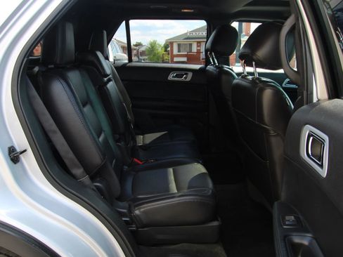 Used 2014 Ford Explorer Limited w/ Equipment Group 301A AWD/4WD image 12