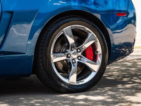 Used 2010 Chevrolet Camaro SS w/ RS Package RWD image 34