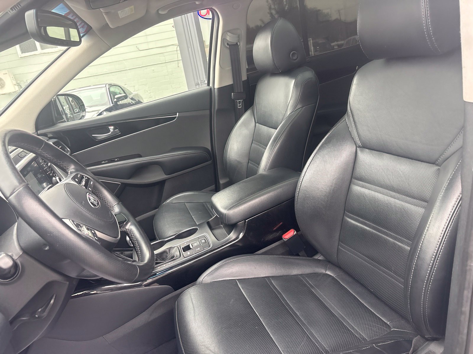 Used 2019 Kia Sorento SX AWD/4WD image 13