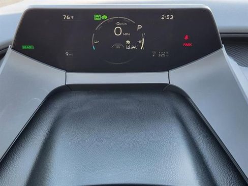 New 2026 Toyota Prius Plug-In Hybrid FWD image 11