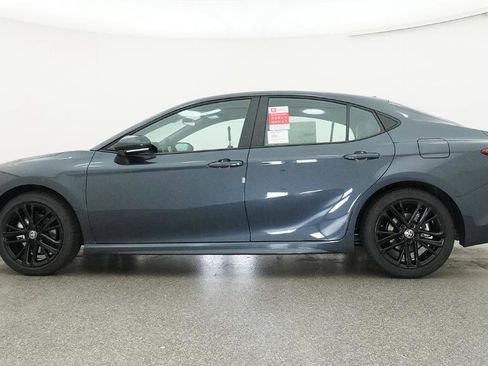 New 2026 Toyota Camry SE FWD image 30