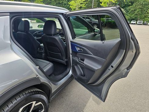 New 2026 Chevrolet Equinox EV LT AWD/4WD image 12