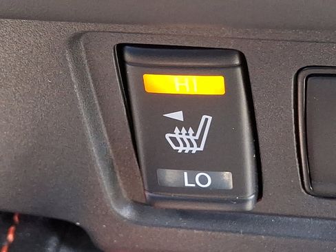 Used 2023 Nissan Frontier PRO-4X w/ Pro Convenience Package image 26