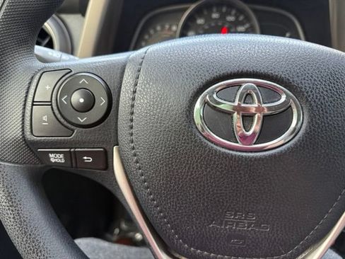 Used 2014 Toyota RAV4 LE FWD image 15
