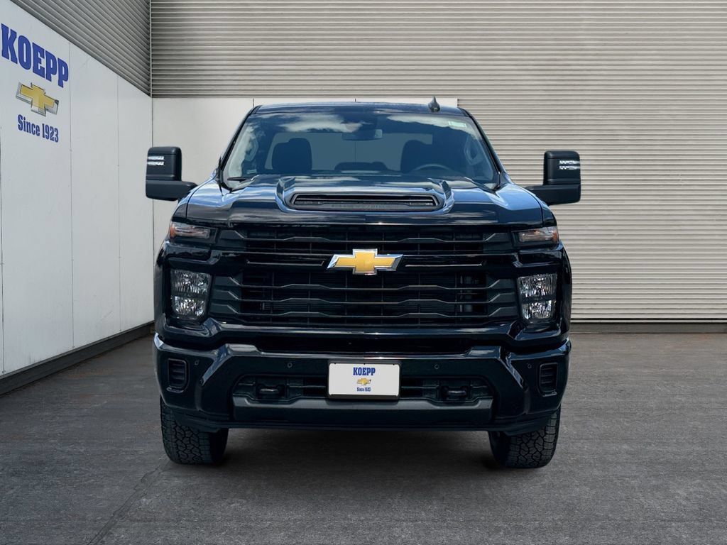 New 2026 Chevrolet Silverado 2500 Custom w/ Custom Value Package AWD/4WD image 8