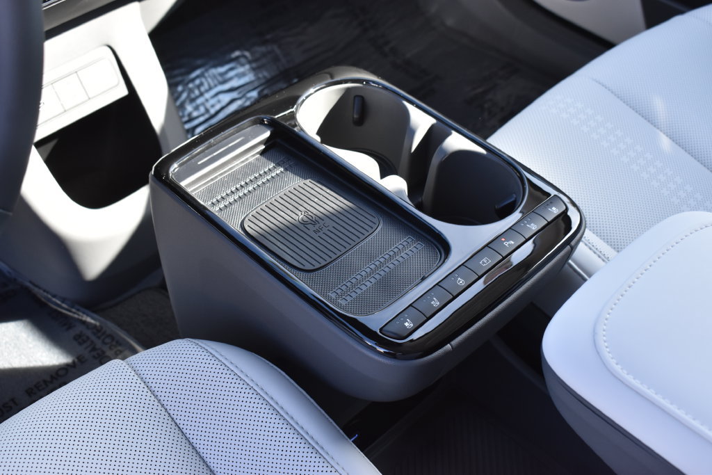 New 2027 Hyundai Ioniq 5 Limited RWD image 16