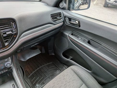 Used 2024 Dodge Durango R/T w/ Blacktop Package image 18