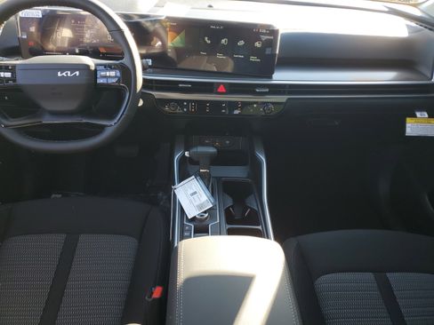 New 2026 Kia Sorento LX FWD image 14
