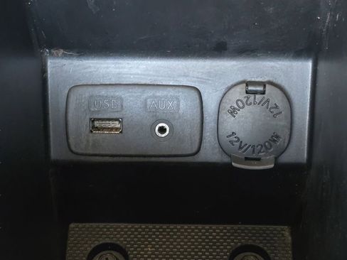 Used 2013 Subaru Forester 2.5X Premium image 9