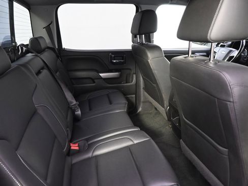 Used 2018 Chevrolet Silverado 1500 LTZ Z71 w/ Redline Edition AWD/4WD image 18