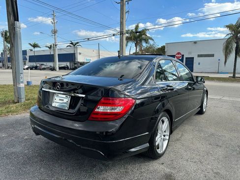 Used 2012 Mercedes-Benz C 250 Sedan image 7
