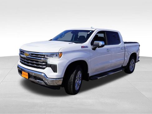 Certified 2023 Chevrolet Silverado 1500 LTZ w/ Z71 Off-Road Package image 13