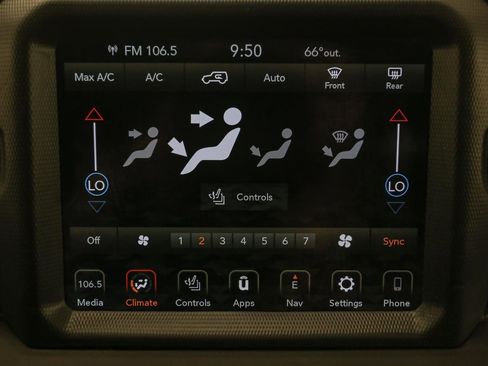 Used 2020 Jeep Wrangler Unlimited Sahara AWD/4WD image 25