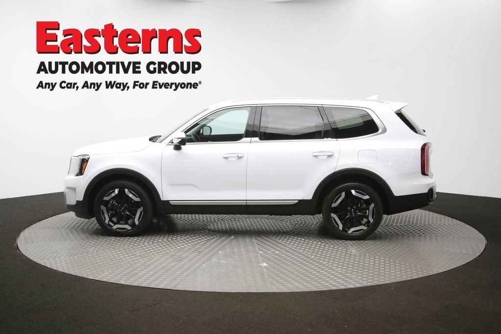 Used 2023 Kia Telluride S FWD image 63