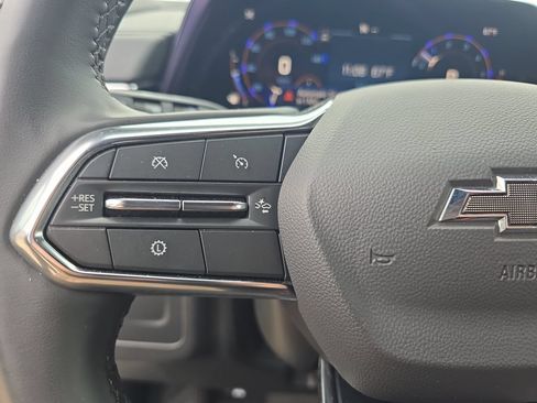 Used 2025 Chevrolet Tahoe Z71 AWD/4WD image 18