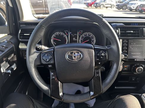 Used 2020 Toyota 4Runner TRD Off-Road Premium image 9