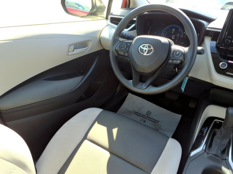 Certified 2026 Toyota Corolla LE FWD image 23