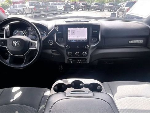 Used 2024 RAM 2500 Big Horn AWD/4WD image 15