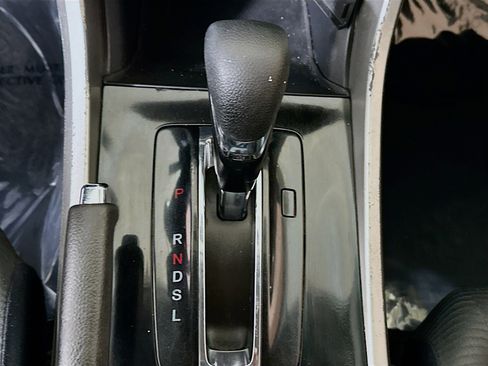 Used 2017 Honda Accord LX image 19