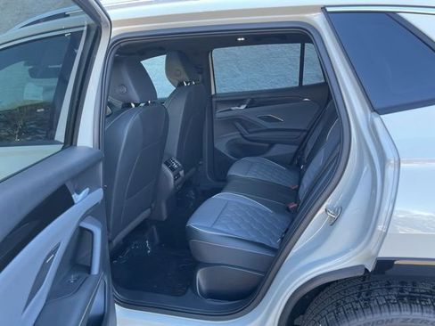 New 2026 Volkswagen Tiguan SEL R-Line image 25