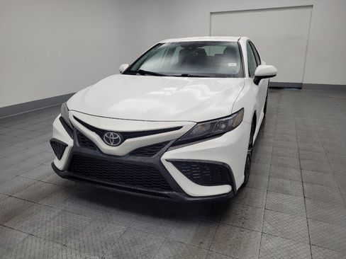 Used 2021 Toyota Camry SE FWD image 15