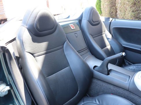 Used 2008 Saturn Sky w/ Premium Trim Package RWD image 24