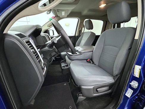 Used 2017 RAM 1500 Express image 10